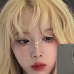 금발 판타지 5000% <b>충족</b>