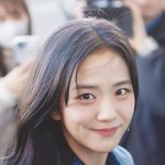와 <b>지수</b> 오늘 얼굴봐..