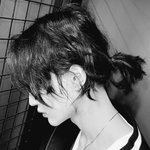 원빈 머리 묶은 거 ㅁㅊ거아니냐……