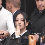 오늘 지수 디올쇼 땋은머리 개이쁘다..