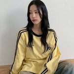 이 옷 어떰 유행<b>지남</b>?