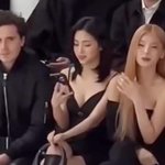 파리 꾸레쥬 쇼 참석한 있지 류진