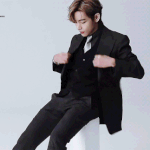 방탄 뷔 2020 버라이어티 잡지 <b>gif</b>