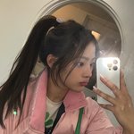 폰케이스로 <b>캐</b>해한 뉴진스