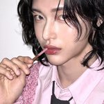 라이즈 원빈 이 사진 립 뭘까
