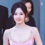 아니 <b>닝닝</b> 이 사진 뭐임….?