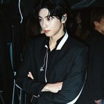 <b>차은우</b> 얼굴로 내려치기 하는게 말이되냐 ㅋㅋㅋ