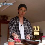 <b>분명</b> 남잔데 내 엄마였으면 좋겠음