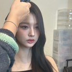 <b>설윤</b> <b>실물</b> 근접짤