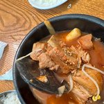 갈비찜에 <b>배수구</b> 마개가…농림부 지정 '안심식당'이었다