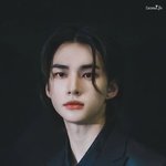 현진 왤케 잘생겼냐