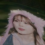 어<b>제자</b> 아이유 콘서트 전광판 얼굴