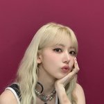 사쿠라 김채원 금발하니까 뭔가 닮아<b>보임</b>ㅋㅋ