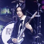근데 원빈은 비주얼보다도 <b>야망</b>캐라 좋음