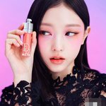 뉴진스 해린 W코리아 <b>디올</b> 뷰티 화보