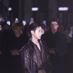 생로랑쇼 참석한 갓세븐 마크