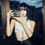 <b>리사</b> 루이비통 인스타 업뎃