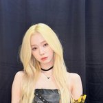 어쩜 이렇게 피부가 <b>투명</b>하지??