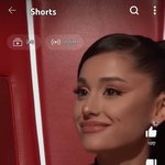 근데 새삼 아리아나 진짜 <b>조온</b>나 이쁘다