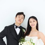 주례- 신동엽 사회- 이효리, 조혜련 축가- 장도연 <b>헬퍼</b>인 결혼식