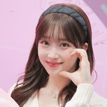 데뷔 후 처음으로 생카 방문한 스테이씨 <b>수민</b>