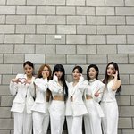 이번 활동 코디 열일한 트라이비 의상 모음