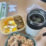 [댓글부탁해] <b>도시락</b> 싸들고 도서관 다니면 한심해보이나요