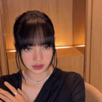 와 리사 불가리 행사 <b>인별</b> 업뎃 움짤 봐...