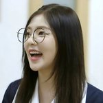 못생겨 보일 때만 <b>안경</b> 쓴다는 아이린