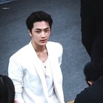 엔하이픈 제<b>이</b> 머리 <b>잘</b> 덮었다