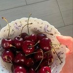 <b>앵두</b> 같다는 말은 칭찬일 수밖에 없음