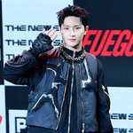 6인 완전체로 돌아온 더뉴식스 쇼케이스 기자사진