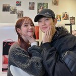 [꼭조언부탁] 아이유 콘서트 간 김수현 <b>셀카</b>