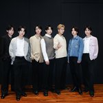 <b>방탄</b>은 뭔가 다름