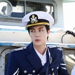 방탄 진 Me, <b>Myself</b>, and 비하인드 포토