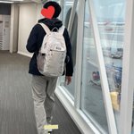 봄에는 <b>배낭</b> 하나 걸치고 어딘가로 떠나고싶따