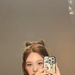 이렇게 <b>셀카</b>찍는거 어케하는거야??