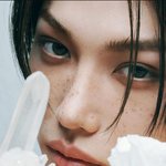 스키즈 필릭스 현진 둘다 향수 화보 찍었는데