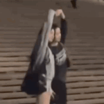 류진 한소희 얼굴만 비슷한게 아니라