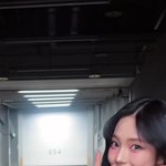 카리나 <b>화장</b>