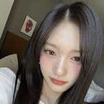 <b>이</b>서 <b>눈</b> ㅈㄴ 예쁘지 않냐