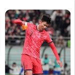 손흥민 완장 <b>패대기</b>