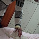 [꼭조언부탁] 방이탈인걸 알지만 아빠 손이 퉁퉁 부어서 가입까지...