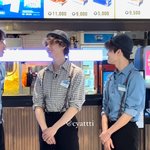 영화관에서 알바하는 라이즈 앤톤 <b>폰카</b>짤