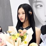 아무리봐도 해린이<b>샤넬</b>이고 민지가<b>디올</b>인데