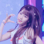 우아가 어떤 컨셉으로 컴백할지 궁예해보자.<b>gif</b>