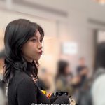 오늘자 카리나 출국 <b>폰카</b>