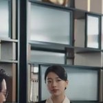 수지 사진보다