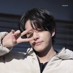 나 요즘 한눈팔고 있어 너에게 <b>한눈</b>