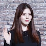 [단독]한소희, 내일 화보 촬영도 소화..류준열과 결별 후 활동 <b>차질</b>...